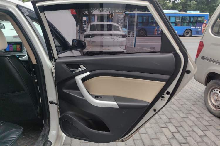 Used CHANGAN Alsvin V7 2016 1.0T Manual - Jingchi New Edition Right Rear Door Interior