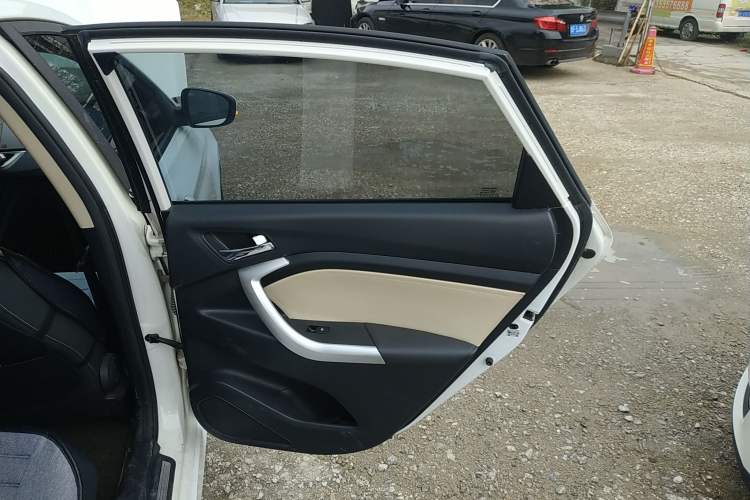 Used CHANGAN Alsvin V7 2016 1.6L Manual LeShang Model China V Standard Right Rear Door Interior