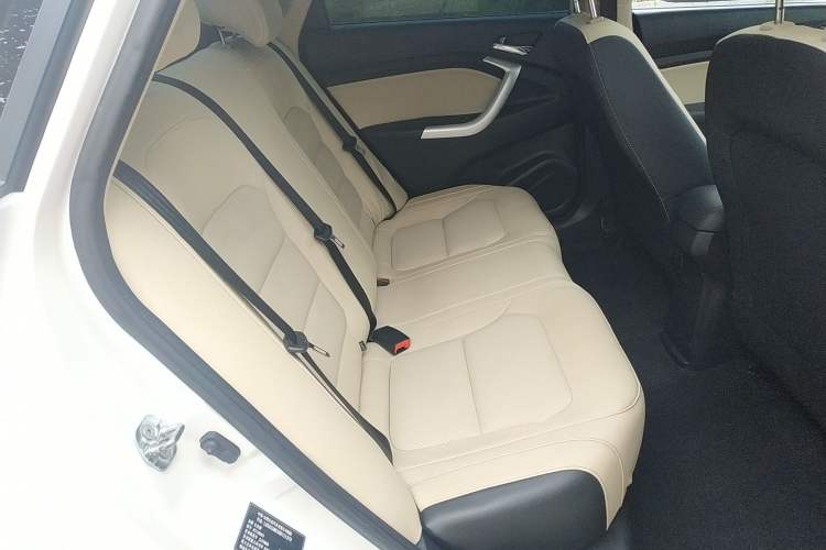 Used CHANGAN Alsvin V7 2016 1.6L Manual Enjoyment Model China V Standard Right Rear Seat