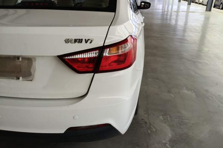 Used CHANGAN Alsvin V7 2016 1.6L Manual Enjoyment Model China V Standard Right Rear Taillight