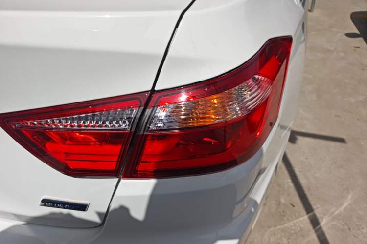 Used CHANGAN Alsvin V7 2016 1.6L Automatic Enjoyment Model China V Standard Right Rear Taillight