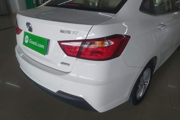 Used CHANGAN Alsvin V7 2016 1.6L Automatic Enjoyment Model China V Standard Right Rear Taillight
