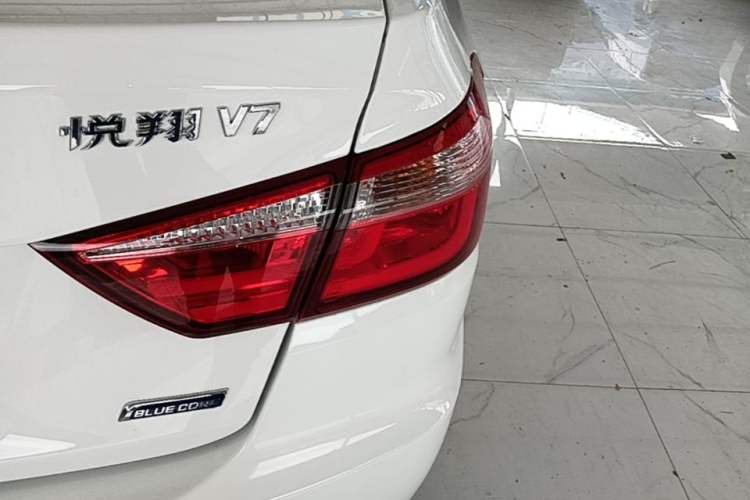 Used CHANGAN Alsvin V7 2016 1.6L Automatic Enjoyment Model China V Standard Right Rear Taillight