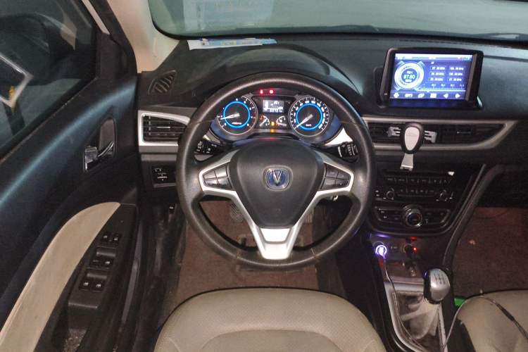 Used CHANGAN Alsvin V7 2016 1.6L Manual LeShang Model China IV Standard Steering Wheel