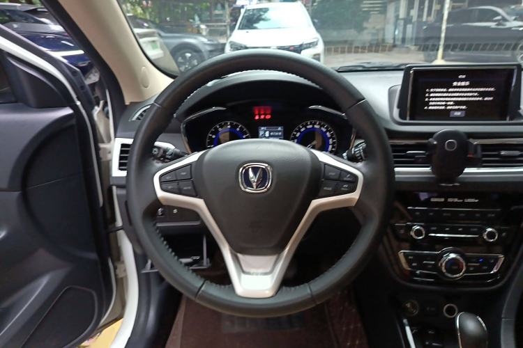 Used CHANGAN Alsvin V7 2016 1.6L Automatic Fun Model China IV Standard Steering Wheel