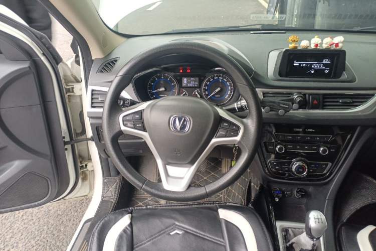 Used CHANGAN Alsvin V7 2016 1.6L Manual LeShang Model China V Standard Steering Wheel