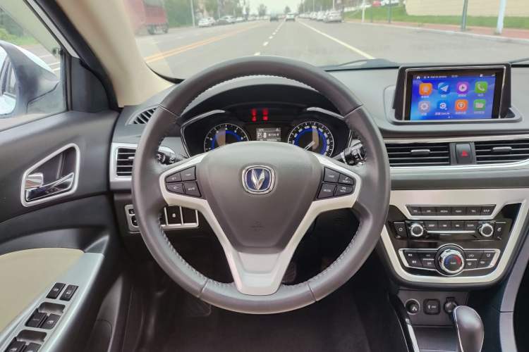 Used CHANGAN Alsvin V7 2016 1.6L Automatic Fun Model China V Standard Steering Wheel