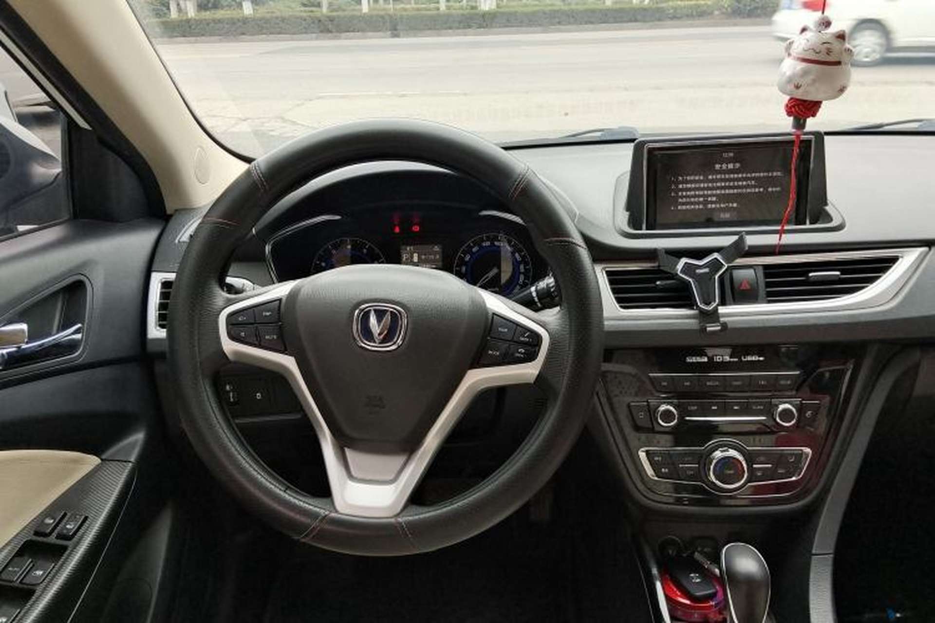 Used CHANGAN Alsvin V7 2016 1.6L Automatic Enjoyment Model China V Standard Steering Wheel