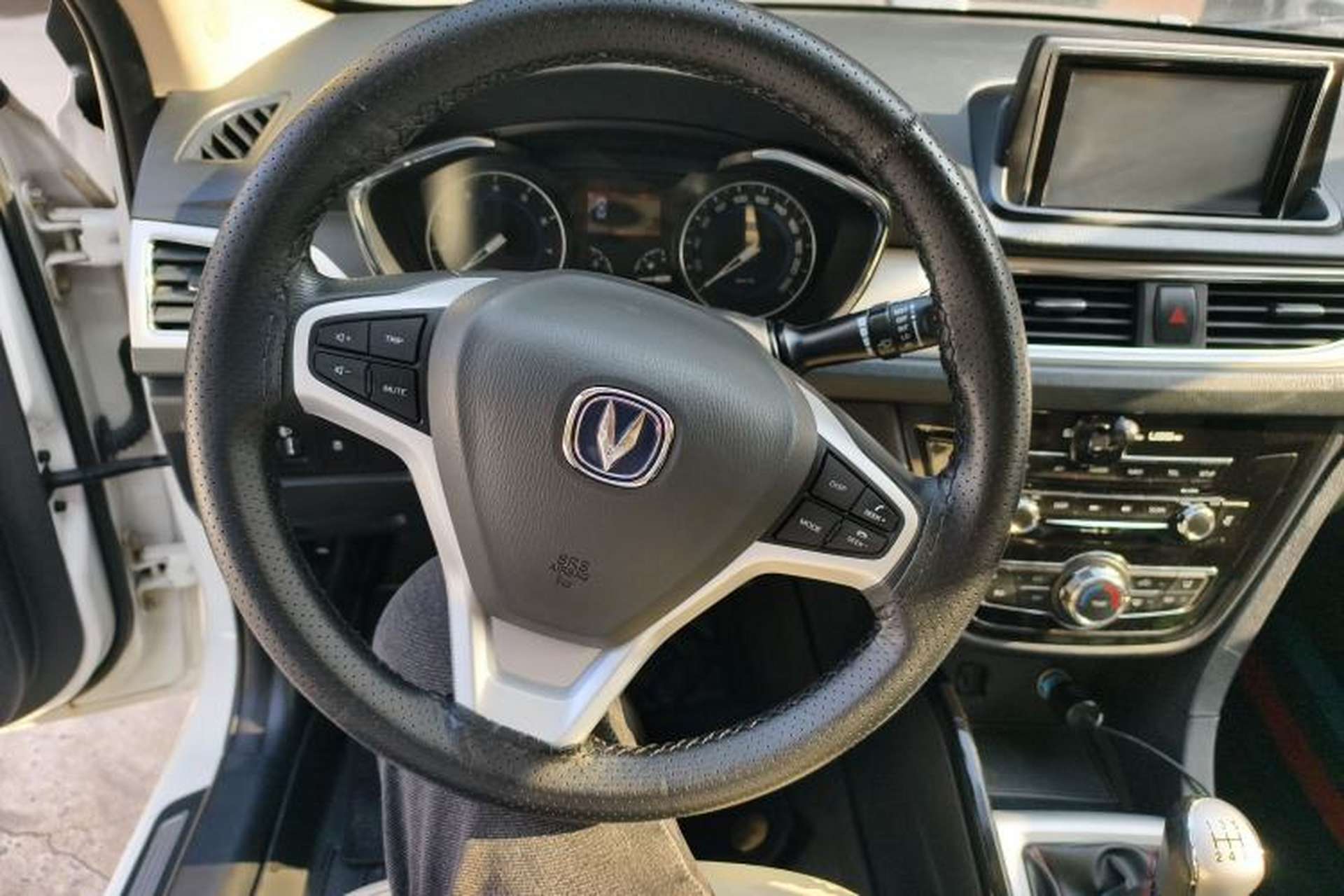Used CHANGAN Alsvin V7 2016 1.6L Manual Enjoyment Model China V Standard Steering Wheel