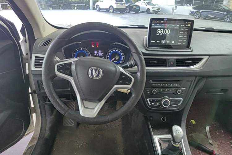 Used CHANGAN Alsvin V7 2016 1.6L Manual LeShang Model China V Standard Steering Wheel