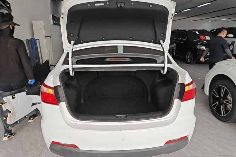 Used CHANGAN Alsvin V7 2016 1.6L Manual LeShang Model China V Standard Trunk