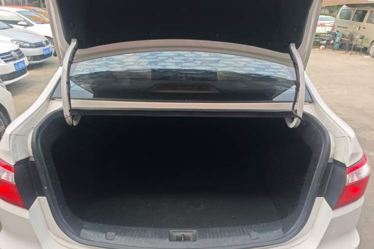 Used CHANGAN Alsvin V7 2016 1.6L Automatic Enjoyment Model China V Standard Trunk