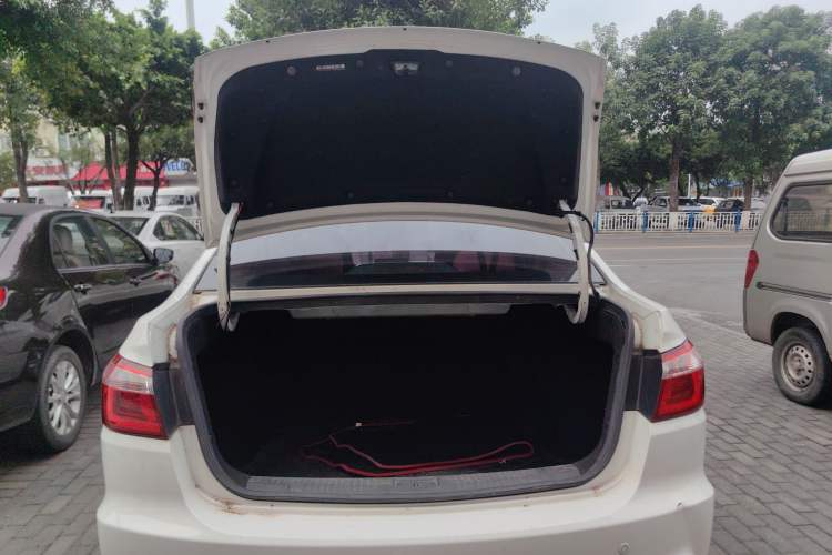 Used CHANGAN Alsvin V7 2016 1.0T Manual - Jingchi New Edition Trunk