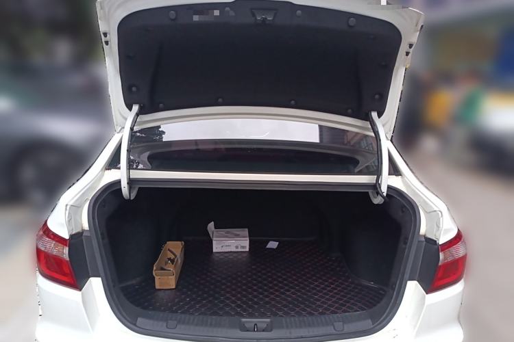 Used CHANGAN Alsvin V7 2016 1.6L Automatic Fun Model China IV Standard Trunk