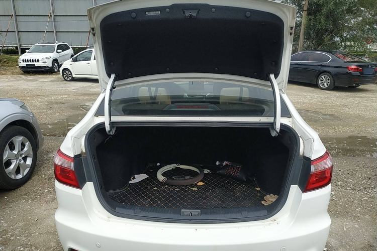 Used CHANGAN Alsvin V7 2016 1.6L Manual LeShang Model China V Standard Trunk