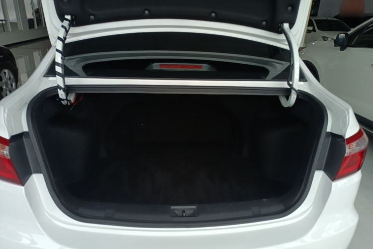 Used CHANGAN Alsvin V7 2016 1.6L Manual LeShang Model China V Standard Trunk