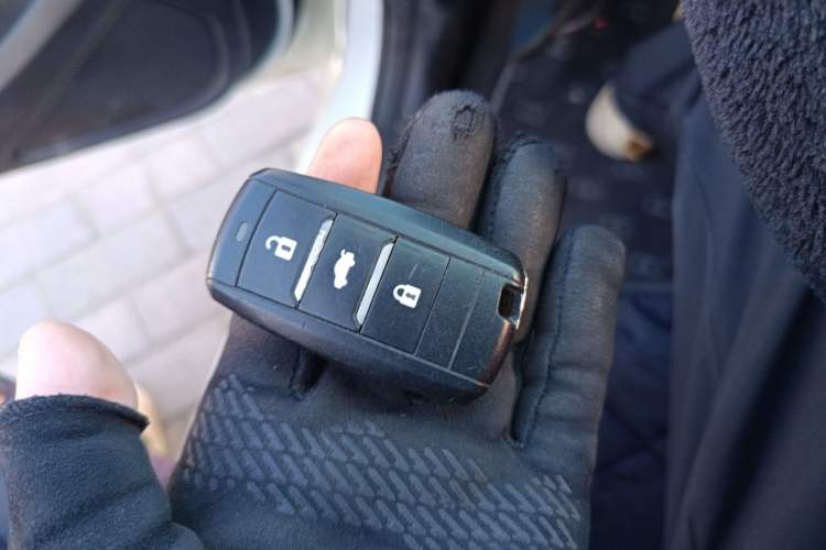 Used CHANGAN Alsvin V7 2016 1.6L Automatic Enjoyment Model China V Standard Vehicle Key