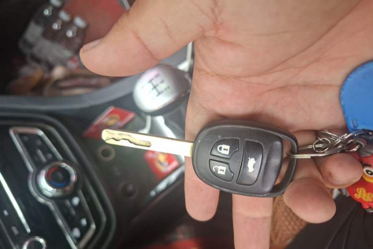 Used CHANGAN Alsvin V7 2016 1.6L Manual Enjoyment Model China IV Standard Vehicle Key