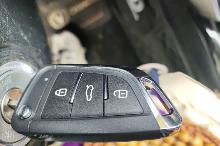 Used CHANGAN Alsvin V7 2016 1.6L Manual LeShang Model China V Standard Vehicle Key