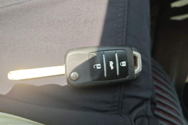 Used CHANGAN Alsvin V7 2016 1.6L Manual LeShang Model China IV Standard Vehicle Key