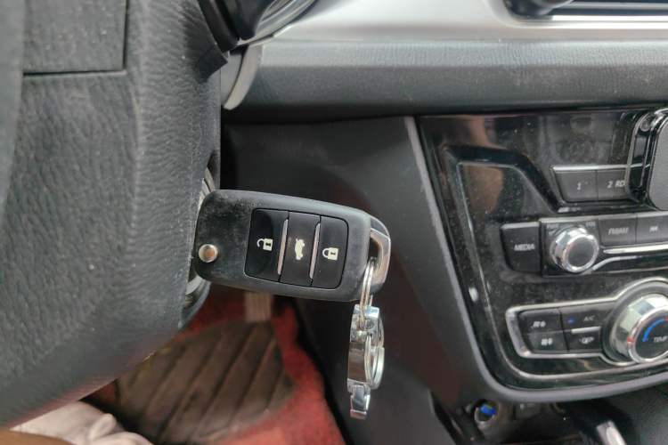 Used CHANGAN Alsvin V7 2016 1.0T Manual - Jingchi New Edition Vehicle Key