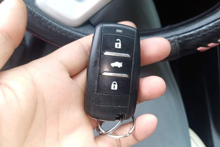 Used CHANGAN Alsvin V7 2016 1.6L Automatic Enjoyment Model China V Standard Vehicle Key