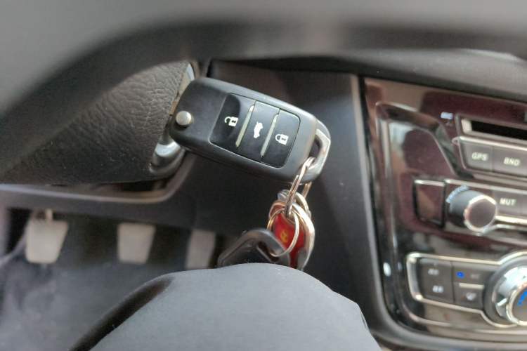 Used CHANGAN Alsvin V7 2016 1.6L Manual LeShang Model China V Standard Vehicle Key