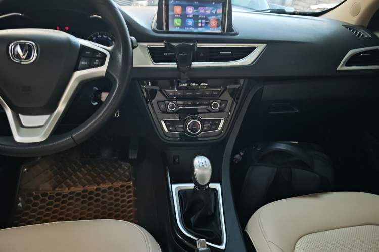 Used CHANGAN Alsvin V7 2016 1.6L Manual Enjoyment Model China V Standard Audio And AC Panel