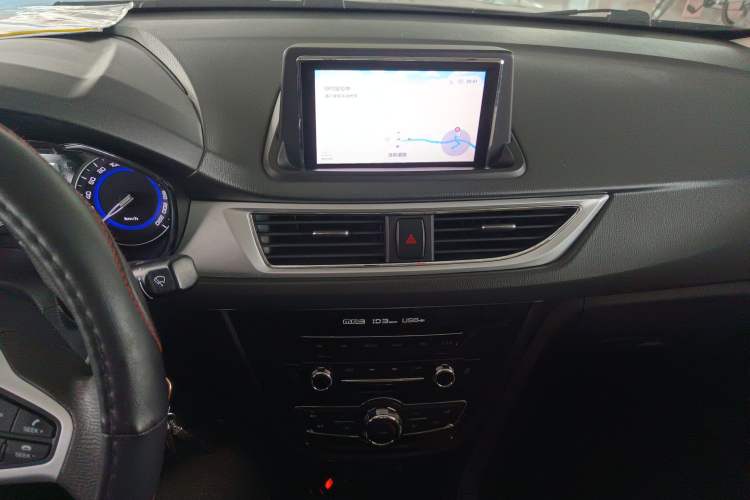 Used CHANGAN Alsvin V7 2016 1.6L Manual Enjoyment Model China V Standard Audio And AC Panel