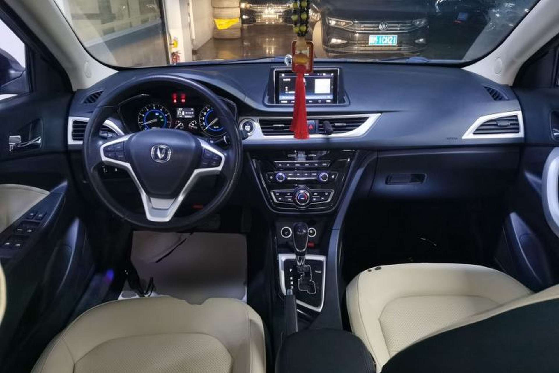 Used CHANGAN Alsvin V7 2016 1.6L Automatic Enjoyment Model China V Standard Center Console