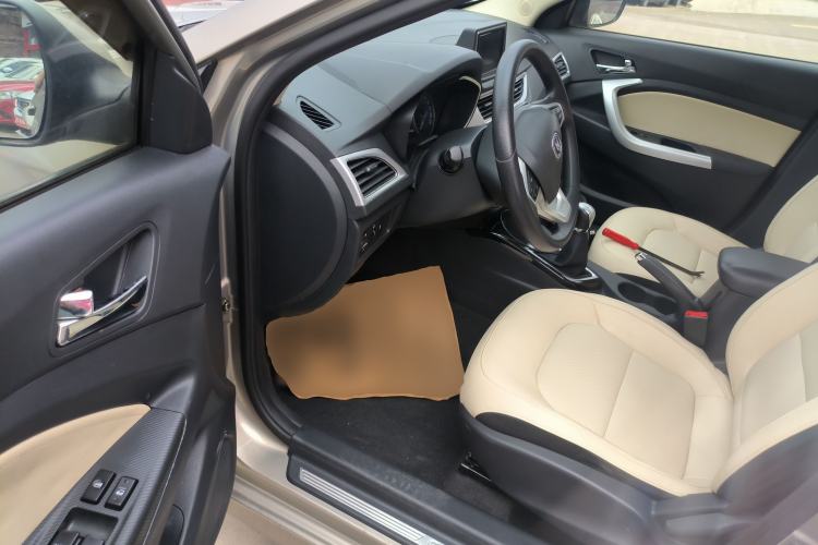 Used CHANGAN Alsvin V7 2016 1.6L Manual Enjoyment Model China V Standard Driver Seat