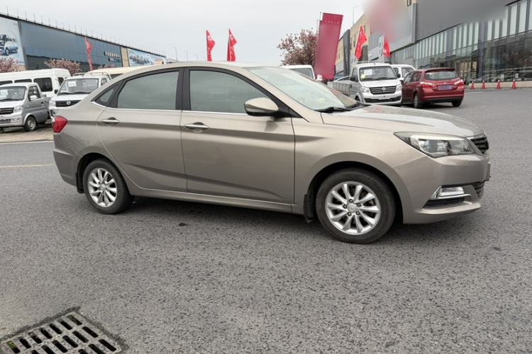 Used CHANGAN Alsvin V7 2016 1.6L Manual Enjoyment Model China V Standard Exterior 4