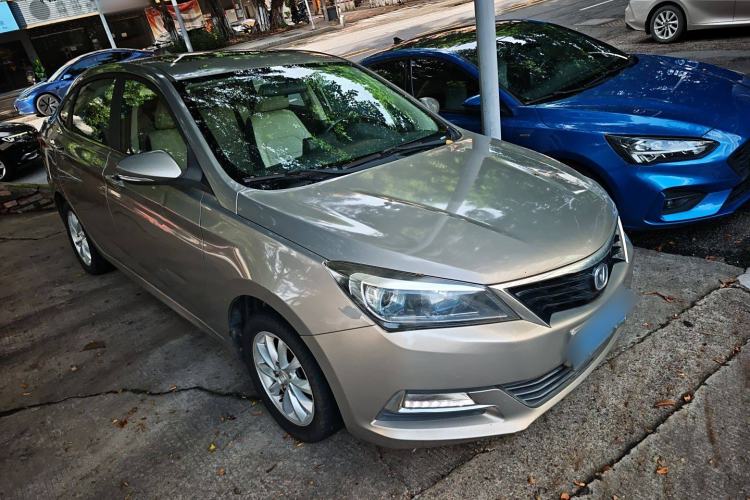 Used CHANGAN Alsvin V7 2016 1.6L Manual Enjoyment Model China V Standard Front Right 45 Deg