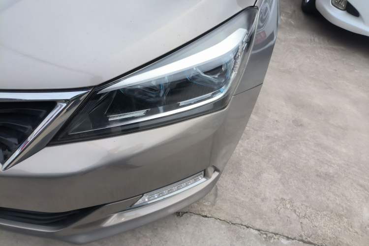 Used CHANGAN Alsvin V7 2016 1.6L Manual Enjoyment Model China V Standard Left Front Headlight