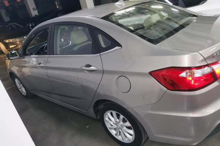 Used CHANGAN Alsvin V7 2016 1.6L Automatic Enjoyment Model China V Standard Left Side