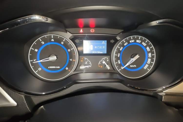Used CHANGAN Alsvin V7 2016 1.6L Automatic Enjoyment Model China V Standard Odometer Close Up
