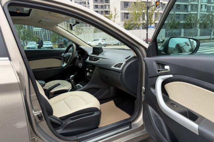 Used CHANGAN Alsvin V7 2016 1.6L Manual Enjoyment Model China V Standard Right Front Seat