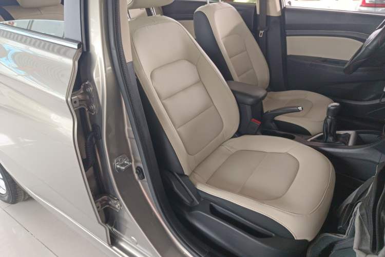 Used CHANGAN Alsvin V7 2016 1.6L Manual Enjoyment Model China V Standard Right Front Seat