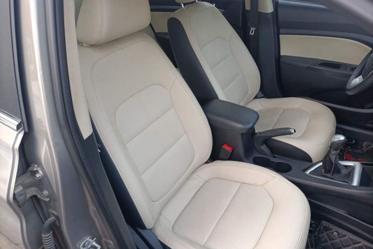Used CHANGAN Alsvin V7 2016 1.6L Manual Enjoyment Model China V Standard Right Front Seat