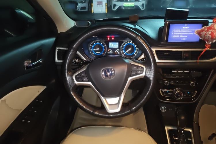 Used CHANGAN Alsvin V7 2016 1.6L Automatic Enjoyment Model China V Standard Steering Wheel