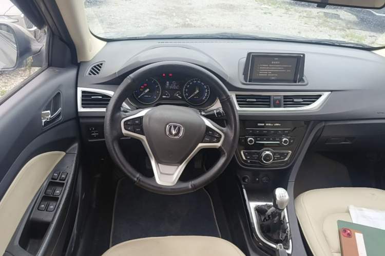 Used CHANGAN Alsvin V7 2016 1.6L Manual Enjoyment Model China IV Standard Steering Wheel