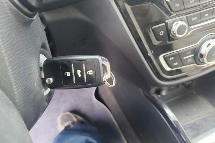 Used CHANGAN Alsvin V7 2016 1.6L Manual Enjoyment Model China IV Standard Vehicle Key