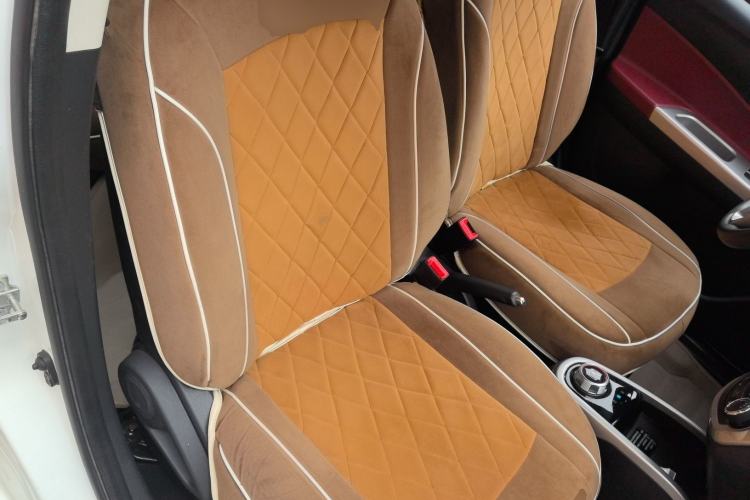 Used CHANGAN Benni 2015 1.4L IMT Luxury Model China V Standard Right Front Seat