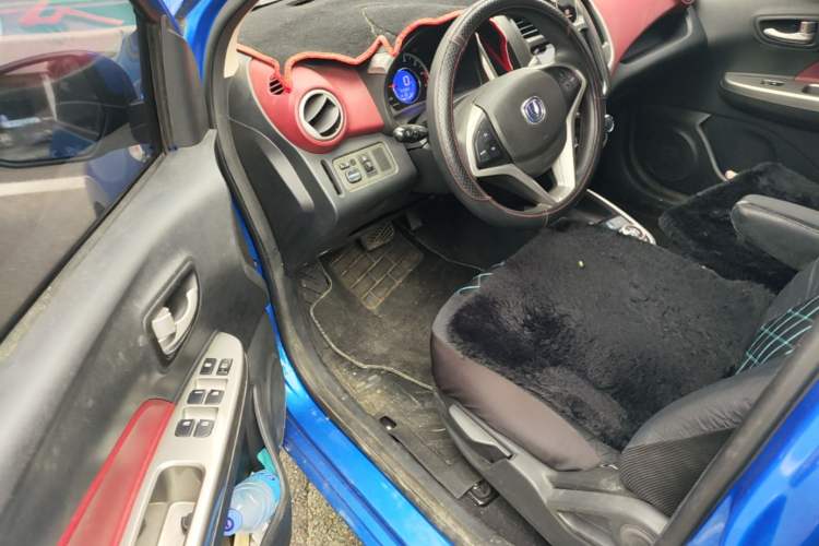 Used CHANGAN Benni 2014 1.4L IMT Luxury Model Driver Seat