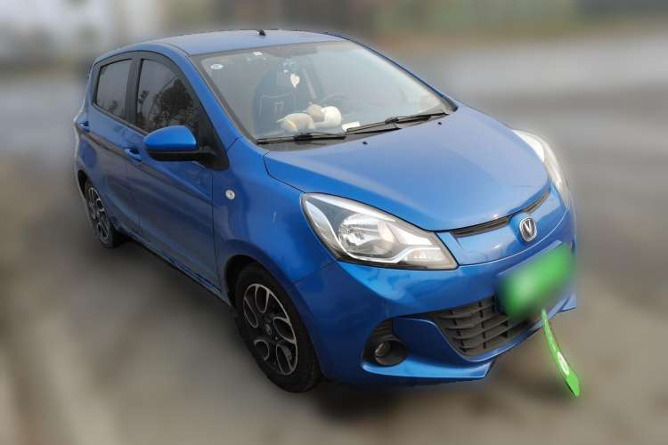 Used CHANGAN Benni 2014 1.4L Manual Luxury Model Front Right 45 Deg