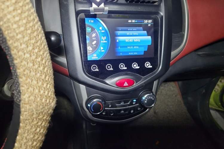 Used CHANGAN Benni 2014 1.4L Manual Sunroof Model Audio And AC Panel