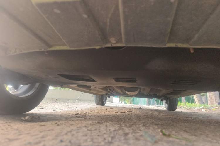 Used CHANGAN Benni 2014 1.4L IMT Luxury Model Chassis Front