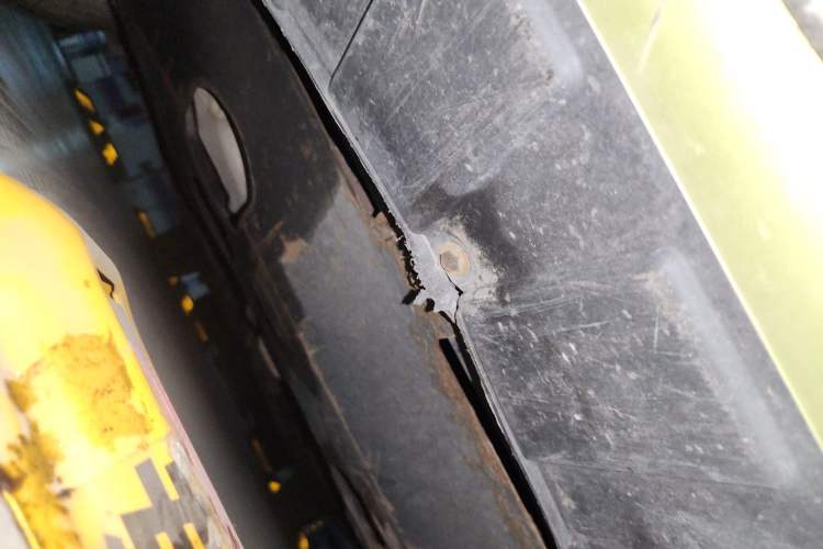 Used CHANGAN Benni 2014 1.4L Manual Sunroof Model Chassis Front