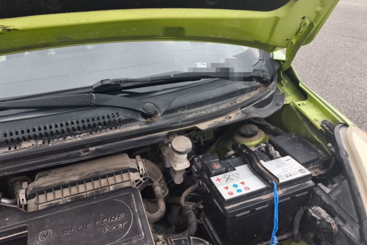 Used CHANGAN Benni 2014 1.4L Manual Sunroof Model Engine Bay Left