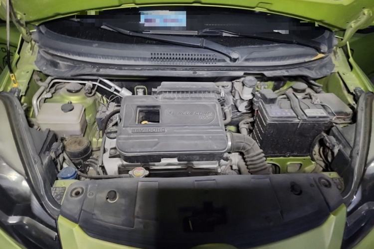 Used CHANGAN Benni 2014 1.4L Manual Sunroof Model Engine Bay